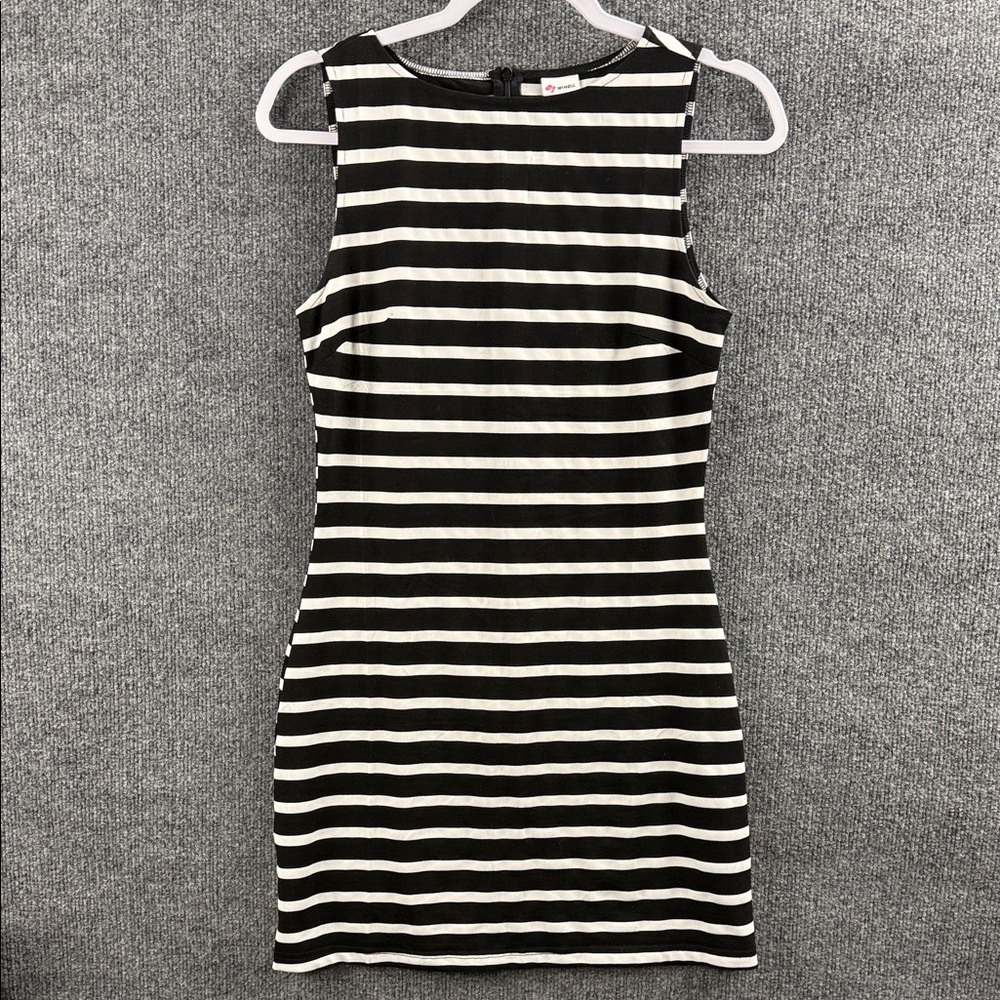 WIHOLL Black and White Striped Sleeveless Women’s Small Fitted Soft Dress